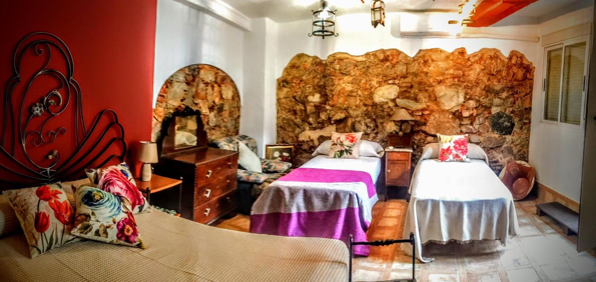 Santa Amalia Casa Rural Maribel الغرفة الصورة